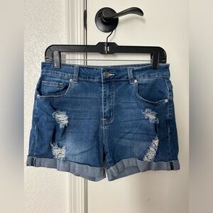 Women’s Denim Distressed Cuffed Shorts. Size Medium